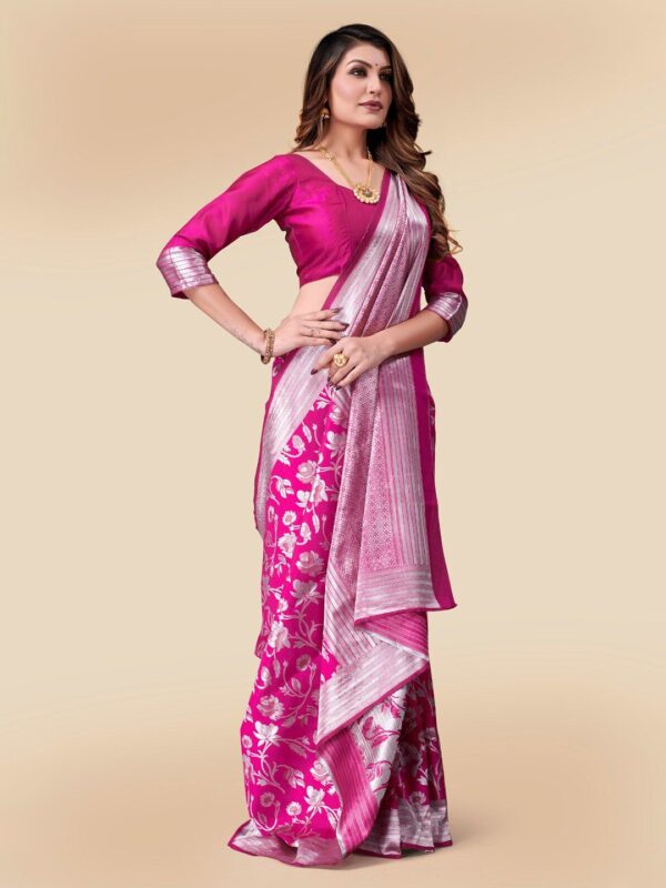 THE BANARASI SAREE IS MADE UP OF SILK THREADS - Image 5